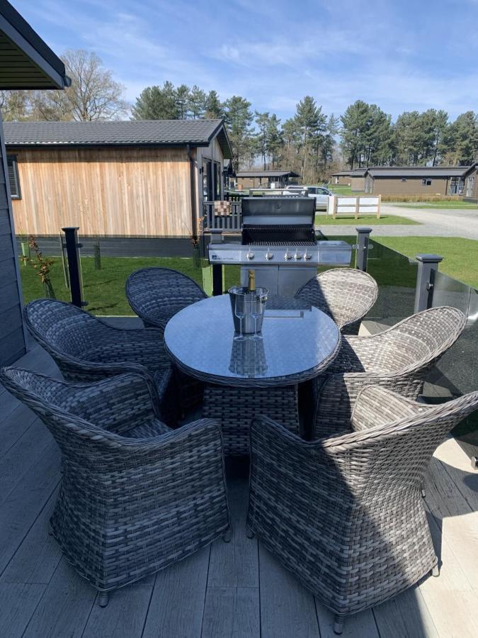 Casa Di Lusso Luxury Lodge Woodhall Spa Exterior foto